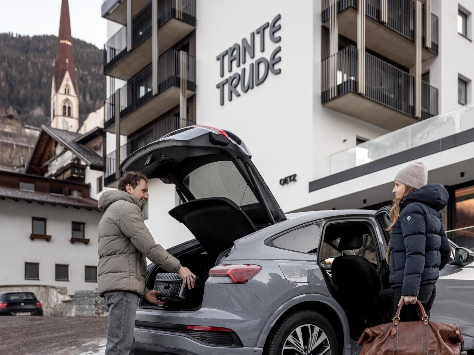 Aparthotel Tante Trude Oetz Bagian luar foto
